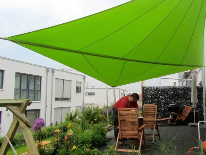 Dortmund  – Sonnensegel auf Terrasse