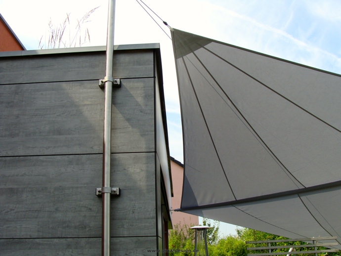 Leverkusen Sonnensegel über Terrasse am Haus