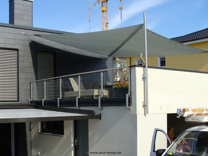 Rostock - Sonnensegel auf Balkon/ Dachterrasse