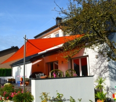 Geseke - Sonnensegel über Terrasse 