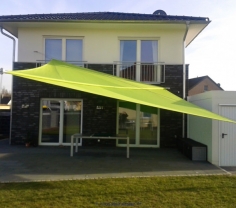Krefeld Sonnensegel auf Terrasse