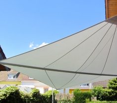 Remagen Sonnensegel über Terrasse