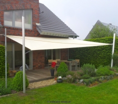 Haselünne im Emsland - Sonnensegel über Terrasse
